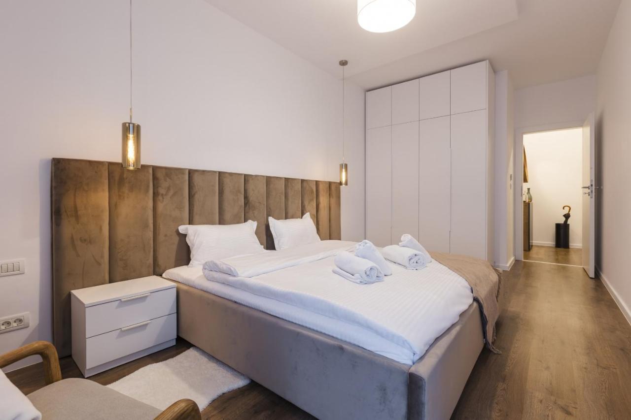 טימישוארה Apartment Near Iulius Mall With Balcony & Private Parking מראה חיצוני תמונה