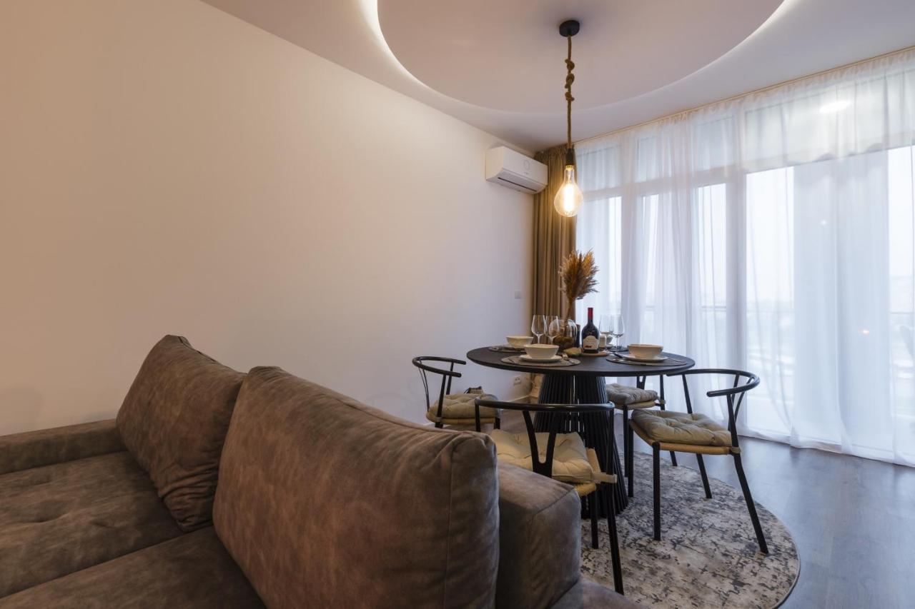 טימישוארה Apartment Near Iulius Mall With Balcony & Private Parking מראה חיצוני תמונה