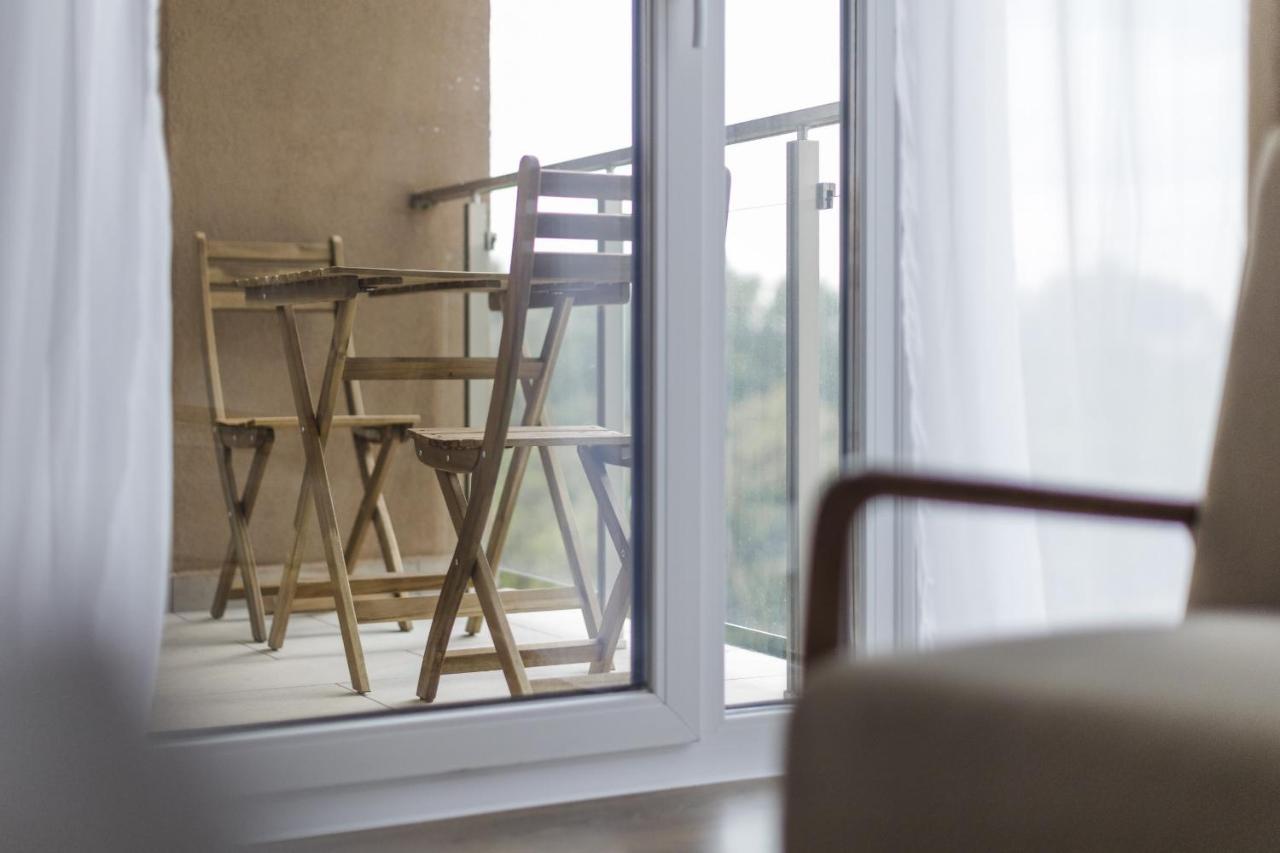 טימישוארה Apartment Near Iulius Mall With Balcony & Private Parking מראה חיצוני תמונה