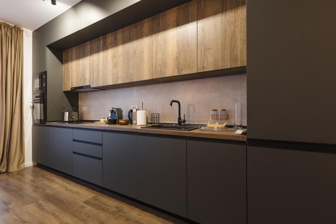 טימישוארה Apartment Near Iulius Mall With Balcony & Private Parking מראה חיצוני תמונה