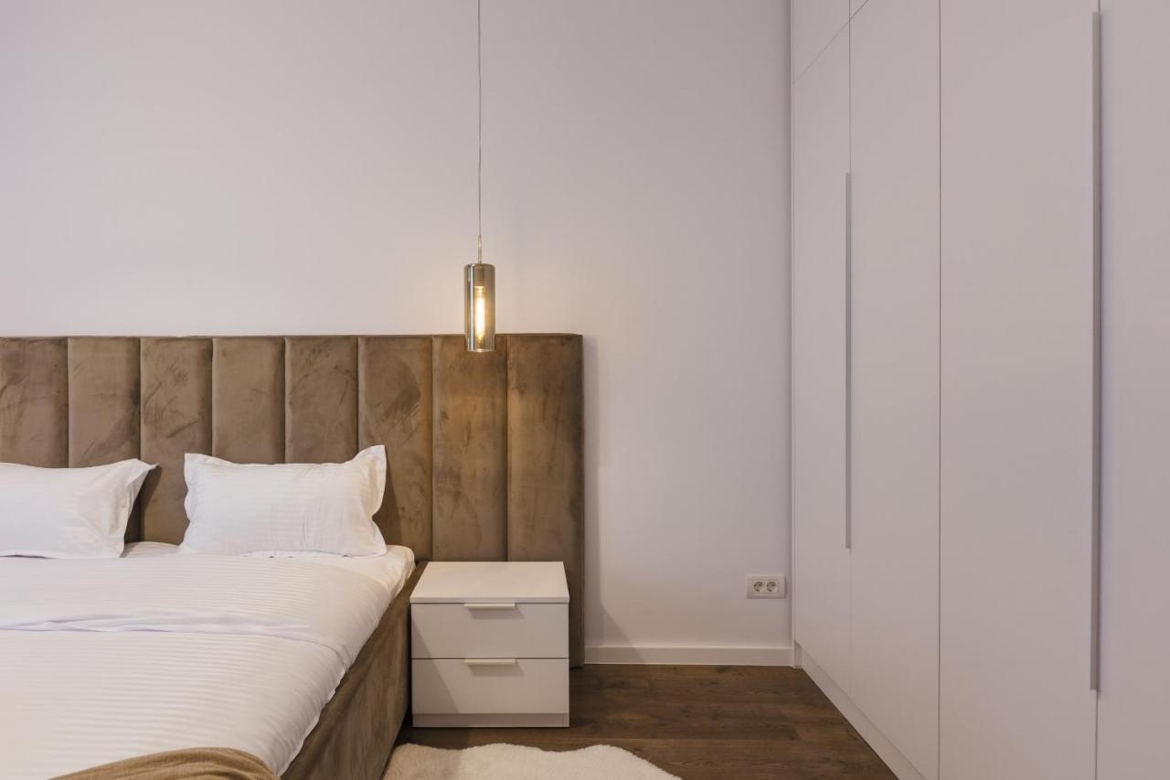 טימישוארה Apartment Near Iulius Mall With Balcony & Private Parking מראה חיצוני תמונה